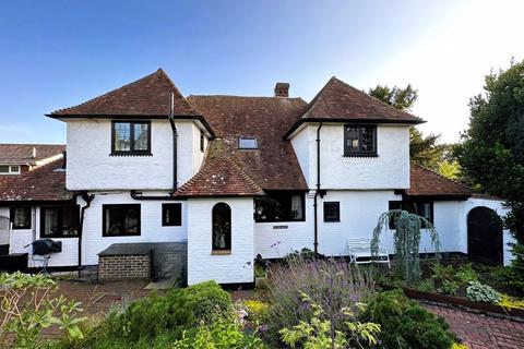 4 bedroom detached house for sale, Hythe