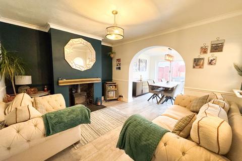 33 Marshall Avenue, Grimsby, DN34 4AG