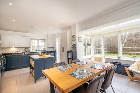 5 bedroom detached house for sale, Lillywhite Road, Chichester