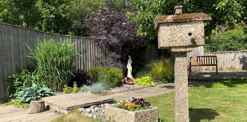 Garden in...