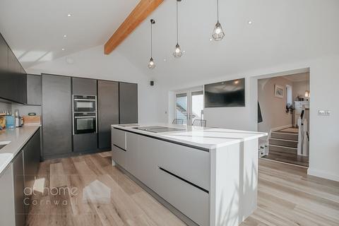 16 Creekside View, Tresillian, Truro, TR2 4BS