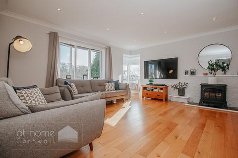 16 Creekside View, Tresillian, Truro, TR2 4BS