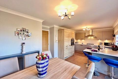 3 bedroom detached villa for sale, Kintyre Avenue, Doonfoot, Ayr