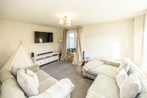 24 Blacksmith Way, Lindley, Huddersfield, HD3 3WX