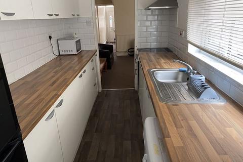 3 bedroom terraced house for sale, Crowther Street, Stoke-On-Trent