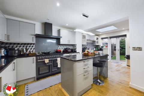 14 Thomas Stock Gardens, Abbeymead, Gloucester, GL4 5GH