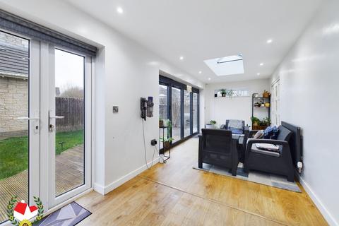 14 Thomas Stock Gardens, Abbeymead, Gloucester, GL4 5GH