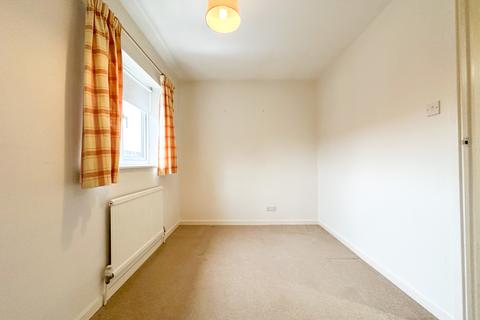 2 bedroom terraced house to rent, Blackthorne Drive