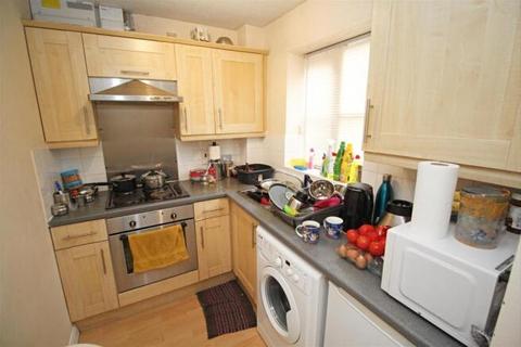 1 bedroom maisonette to rent, Grace Avenue, Oldbrook, Milton Keynes, MK6 2XJ