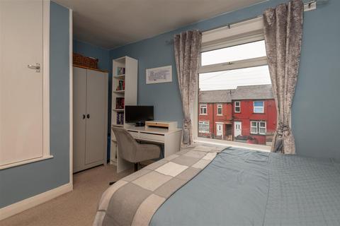 30 Springfield Road, Elland, HX5 9EN
