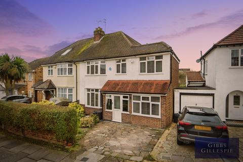 5 bedroom semi-detached house to rent, Alandale Drive, Pinner