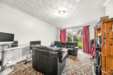 47 Beacon View, South Kirkby, Pontefract, WF9 3BW