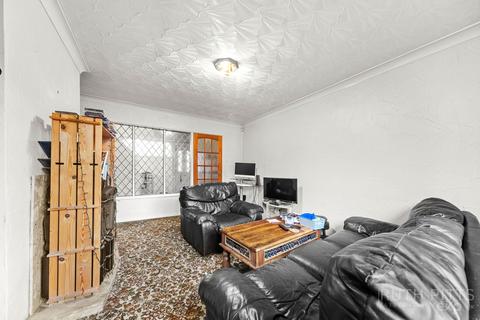 47 Beacon View, South Kirkby, Pontefract, WF9 3BW