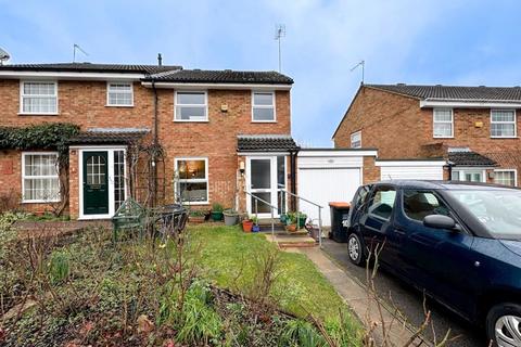 3 bedroom terraced house for sale, Lomond Drive, Linslade LU7