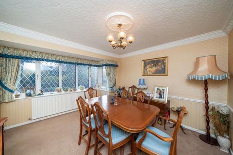 4 bedroom detached house for sale, Stuarts Green, Stourbridge DY9