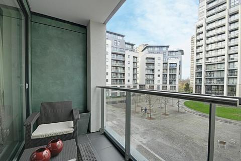 2 bedroom apartment to rent, Pum House Crescent, Brentford, TW8