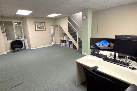 Office to rent, Torquay TQ1