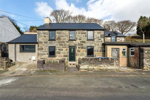 4 bedroom detached house for sale, Hyfrydle Road, Talysarn, Caernarfon, Gwynedd, LL54