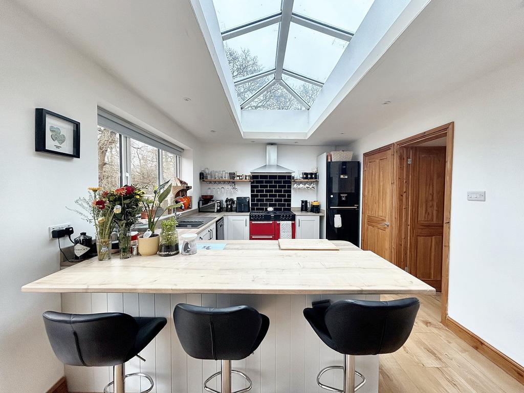 Kitchen/living area