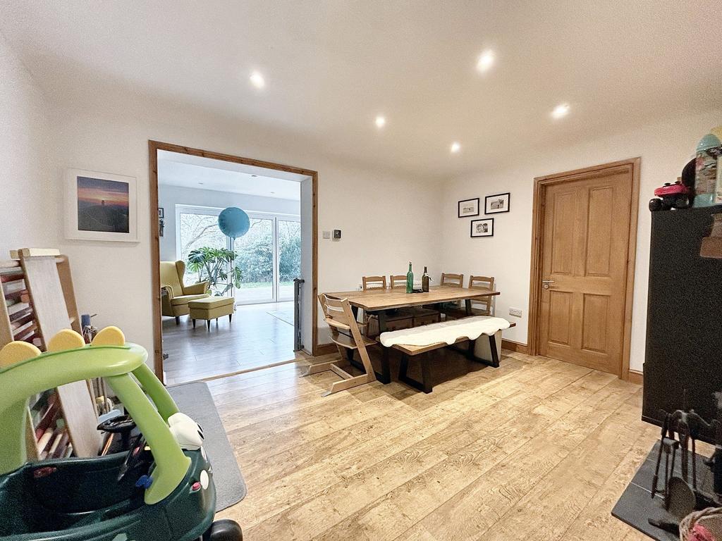 Dining room/snug