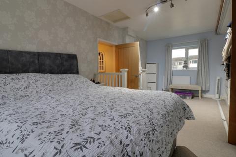 92 Cornmill Lane, Liversedge, WF15 7ED
