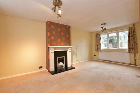 2 bedroom semi-detached house for sale, Vicarage Road, Woodford Green, Essex