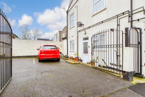 22c Longley Road, Croydon, CR0 3LH