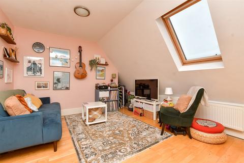 22c Longley Road, Croydon, CR0 3LH