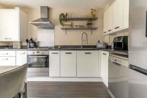 9 Hoggan Path, Longcroft, Bonnybridge, FK4 1UL