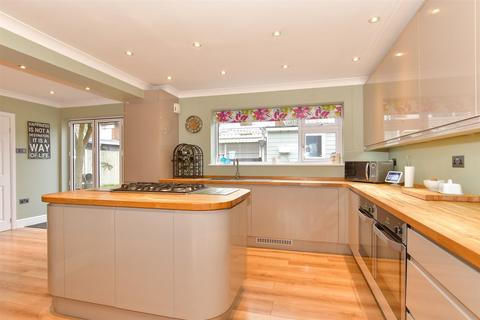 4 bedroom end of terrace house for sale, Nares Road, Parkwood, Gillingham, Kent