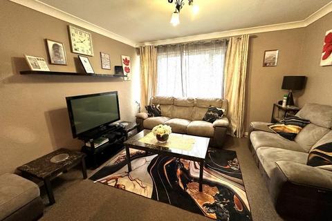 3 bedroom terraced house for sale, Icknield, Luton LU3