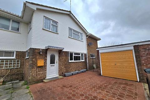 4 bedroom semi-detached house for sale, Beach Court, Seaview Drive, Great Wakering, Essex, SS3 0DS