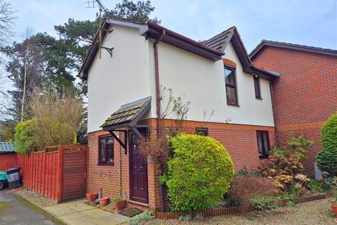 2 bedroom end of terrace house for sale, The Mallards, Leominster, Herefordshire, HR6 8UL