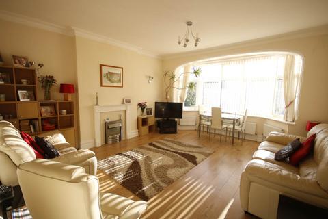 3 bedroom apartment for sale, BH6 BURTLEY ROAD, Southbourne