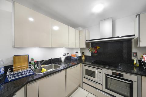 1 bedroom apartment for sale, St. George Wharf, Vauxhall, SW8