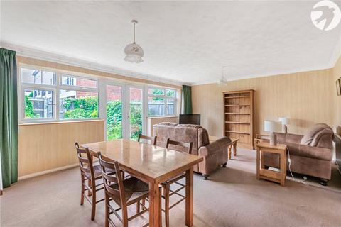 34 Milestone Road, Dartford, DA2 6DN
