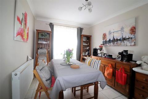 3 bedroom semi-detached house for sale, Alderney Road, Erith, DA8