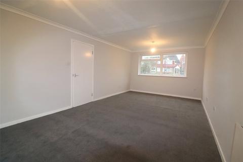 2 bedroom flat for sale, Wessex Drive, Erith, DA8