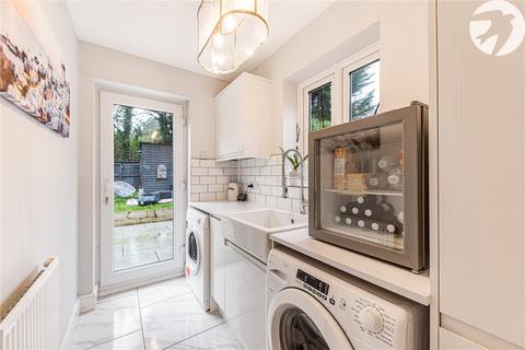 12 Dawes Close, Greenhithe, DA9 9RA