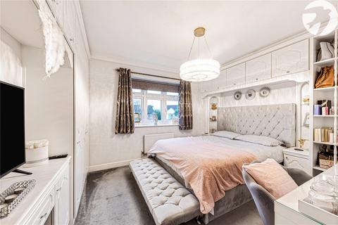 12 Dawes Close, Greenhithe, DA9 9RA