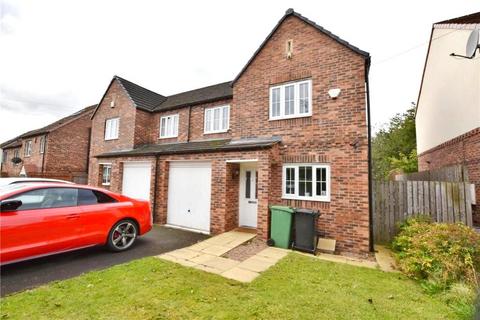 3 bedroom semi-detached house to rent, Potternewton Crescent, Leeds, West Yorkshire