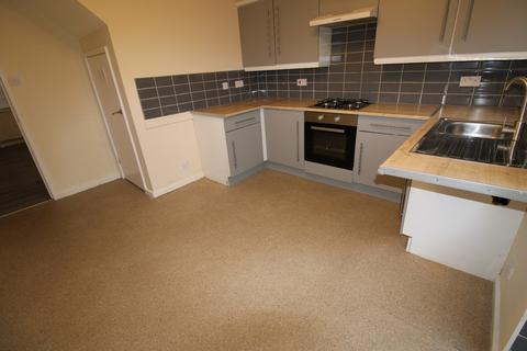 3 bedroom terraced house to rent, Larch Grove, Prenton