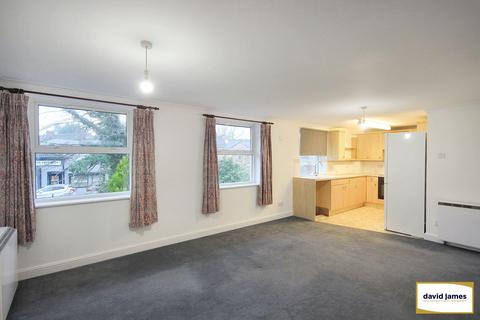 2 bedroom flat to rent, Churchill Court,  Gladstone Road, Orpington