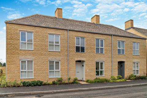 3 bedroom end of terrace house for sale, The Steadings, Cirencester, GL7