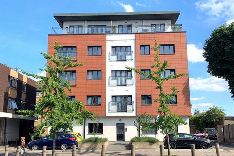 1 bedroom apartment for sale, London Road, Mitcham, CR4