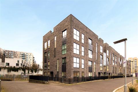 3 bedroom flat for sale, Prospect Row, Stratford, London, E15