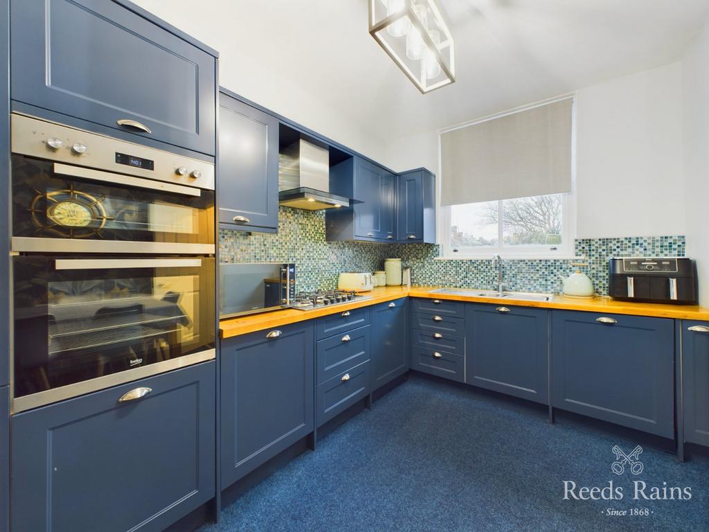 Kitchenb