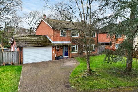 5 Birchland Close, Mortimer West End, Reading, RG7 3UG