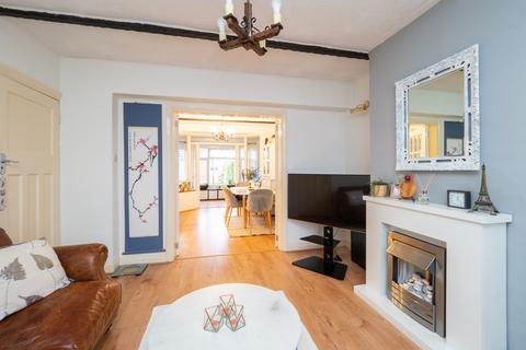 56 Walton Avenue, Sutton, SM3 9UB