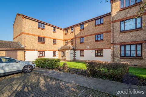 2 bedroom apartment to rent, Spring Grove, Mitcham CR4